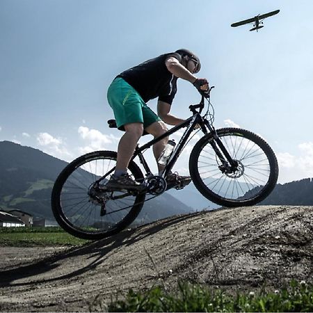 Niederöblarn Sportsarea Grimming Bed & Breakfast エクステリア 写真